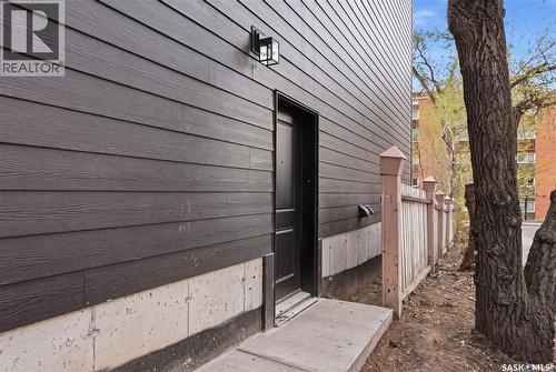317 11Th Street, Saskatoon, SK - Outdoor With Exterior