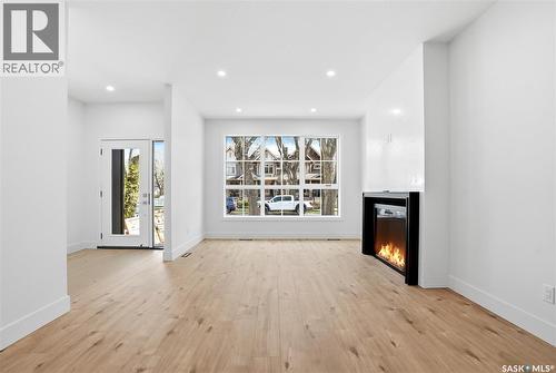 317 11Th Street, Saskatoon, SK - Indoor With Fireplace