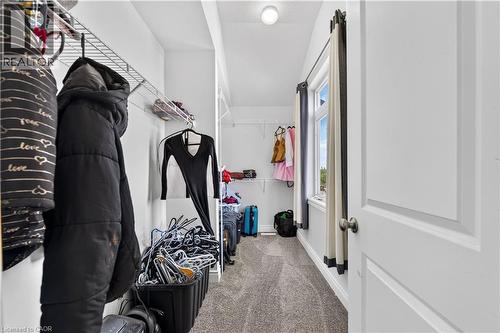 Walk in closet - 32 Ashberry Place, St. Thomas, ON 