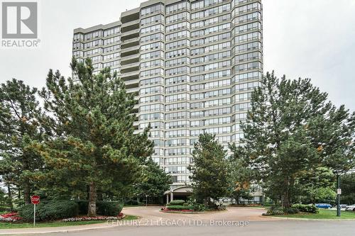404 - 24 HANOVER ROAD  Brampton, ON L6S 5K8