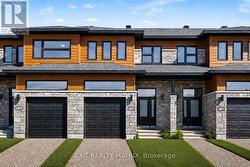 533 REGINA STREET Russell, ON K0A 1W0
