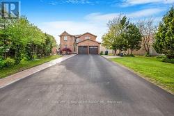 91 LAVERY TRAIL Toronto, ON M1C 4Z2