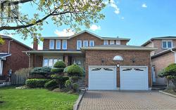 9 CROOKED STICK ROAD Vaughan, ON L4K 1P4