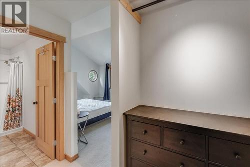 3630 Mountain View Road, Bonnington, BC - Indoor