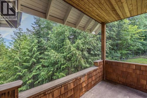3630 Mountain View Road, Bonnington, BC - Outdoor With Exterior