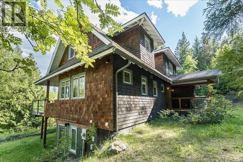 3630 Mountain View Road, Bonnington, BC - Outdoor