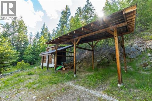 3630 Mountain View Road, Bonnington, BC - Outdoor