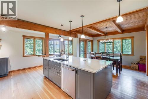 3630 Mountain View Road, Bonnington, BC - Indoor Photo Showing Kitchen With Double Sink