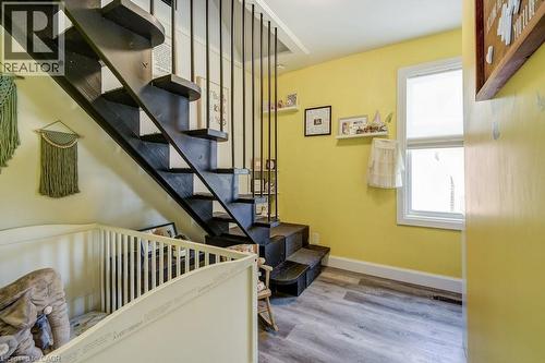 30 East 15Th Street, Hamilton, ON - Indoor Photo Showing Other Room