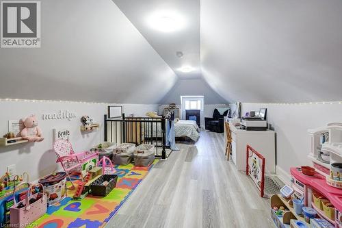 30 East 15Th Street, Hamilton, ON - Indoor Photo Showing Other Room