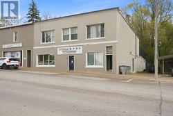 196-198 QUEEN STREET E St. Marys, ON N4X 1B1