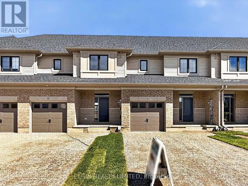 8 CANARY STREET  Tillsonburg, ON N4G 0K4