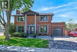 1 SANDRINGHAM Avenue  Hamilton, ON L9C 2H3