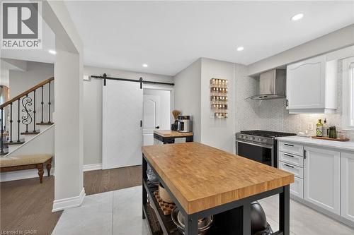 1 Sandringham Avenue, Hamilton, ON - Indoor Photo Showing Kitchen