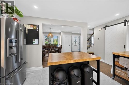 1 Sandringham Avenue, Hamilton, ON - Indoor