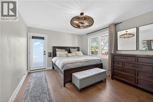 1 Sandringham Avenue, Hamilton, ON - Indoor Photo Showing Bedroom