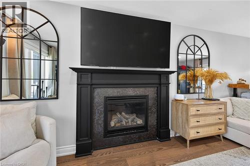 1 Sandringham Avenue, Hamilton, ON - Indoor Photo Showing Living Room With Fireplace