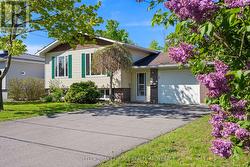 37 DICKINSON DRIVE South Stormont, ON K0C 1M0