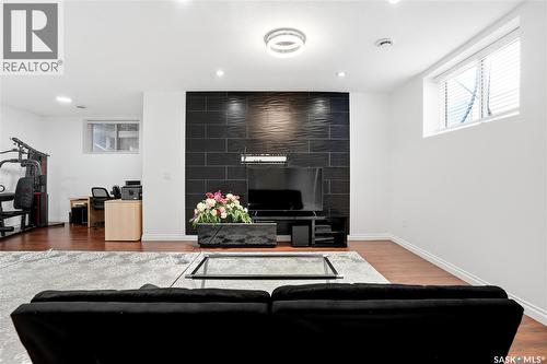 4714 E Green Apple Drive, Regina, SK - Indoor
