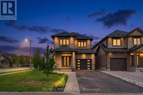 181 DALLAN DRIVE  Guelph, ON N1L 0N4