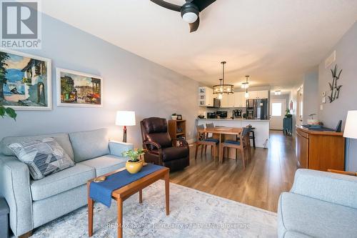 49 Mcintosh Crescent, Quinte West (Murray Ward), ON - Indoor Photo Showing Living Room