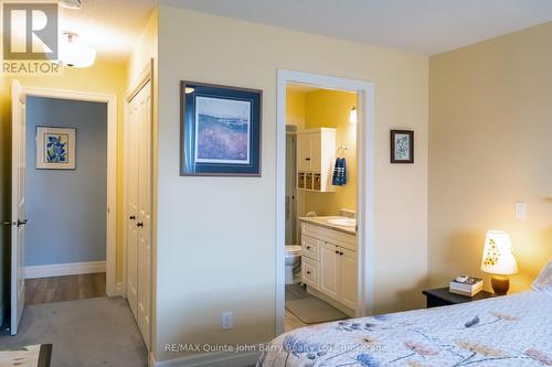 49 Mcintosh Crescent, Quinte West (Murray Ward), ON - Indoor Photo Showing Bedroom