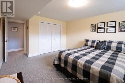 49 Mcintosh Crescent, Quinte West (Murray Ward), ON - Indoor Photo Showing Bedroom