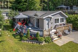 89 ANDREW DRIVE Tiny, ON L9M 0B4