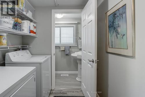 89 Andrew Drive, Tiny, ON - Indoor Photo Showing Laundry Room