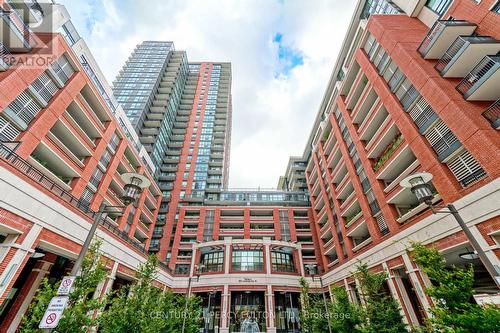 501 - 830 LAWRENCE AVENUE W  Toronto, ON M6A 0B6