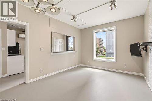 192 Catharine Street S, Hamilton, ON - Indoor Photo Showing Other Room