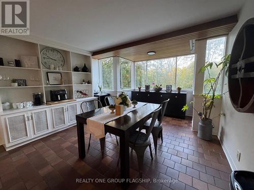 1379 Clarkson Road N, Mississauga, ON - Indoor Photo Showing Dining Room