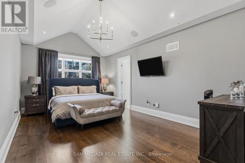 36 Veronica Drive, Mississauga, ON - Indoor Photo Showing Bedroom
