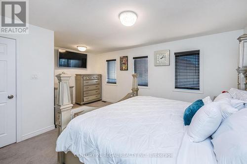 158 Parkinson Crescent, Orangeville, ON - Indoor Photo Showing Bedroom