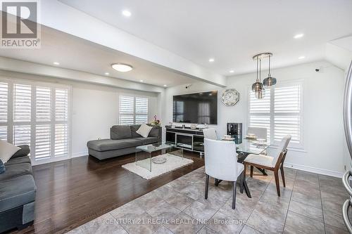 158 Parkinson Crescent, Orangeville, ON - Indoor Photo Showing Living Room