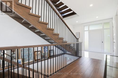 17 Maple Trail, Puslinch, ON - Indoor Photo Showing Other Room