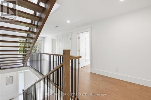 17 Maple Trail, Puslinch, ON - Indoor Photo Showing Other Room