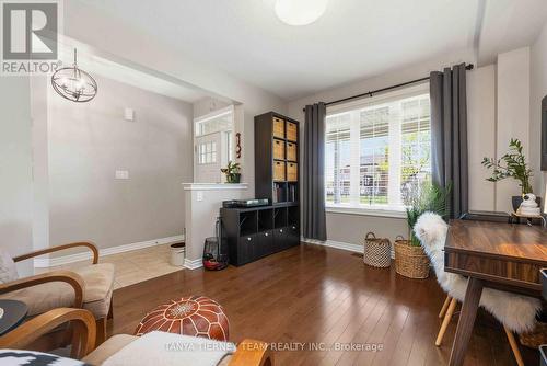 303 Cachet Boulevard, Whitby, ON - Indoor