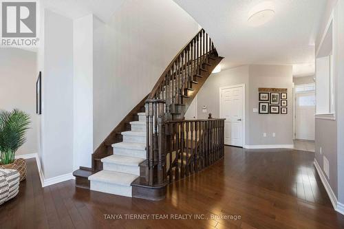 303 Cachet Boulevard, Whitby, ON - Indoor Photo Showing Other Room