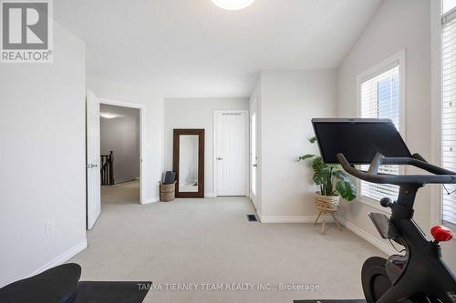 303 Cachet Boulevard, Whitby, ON - Indoor