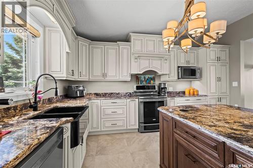 3383 Dent Crescent, Prince Albert, SK - Indoor Photo Showing Kitchen With Double Sink