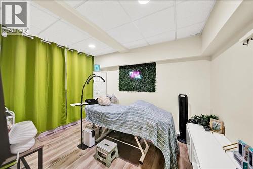 22337 Lougheed Highway, Maple Ridge, BC - Indoor