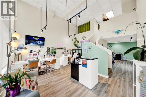 22337 Lougheed Highway, Maple Ridge, BC - Indoor Photo Showing Other Room