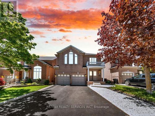 58 QUEEN MARY DRIVE  Brampton, ON L7A 2K3