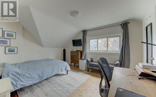 8 Marshall Street, Waterloo, ON - Indoor Photo Showing Bedroom
