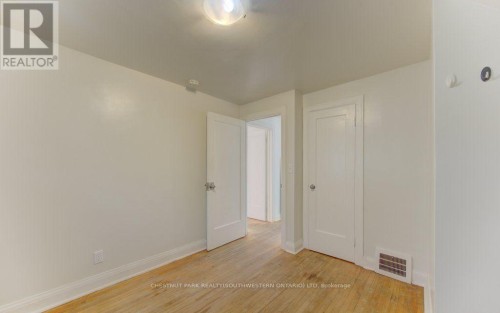 8 Marshall Street, Waterloo, ON 