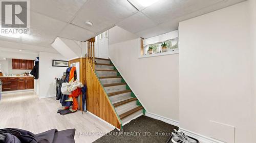 46 Collins Crescent, Aurora, ON - Indoor Photo Showing Other Room
