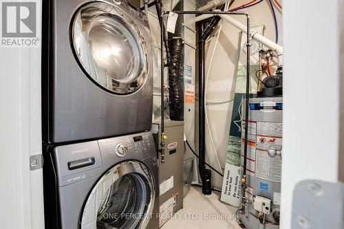 1048 Redtail Private, Ottawa, ON - Indoor Photo Showing Laundry Room