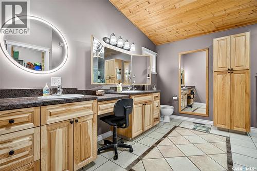 417 Daniel Drive, Buffalo Pound Lake, SK - Indoor Photo Showing Bathroom