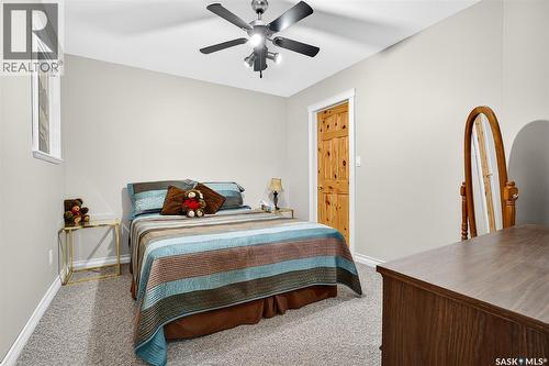 417 Daniel Drive, Buffalo Pound Lake, SK - Indoor Photo Showing Bedroom
